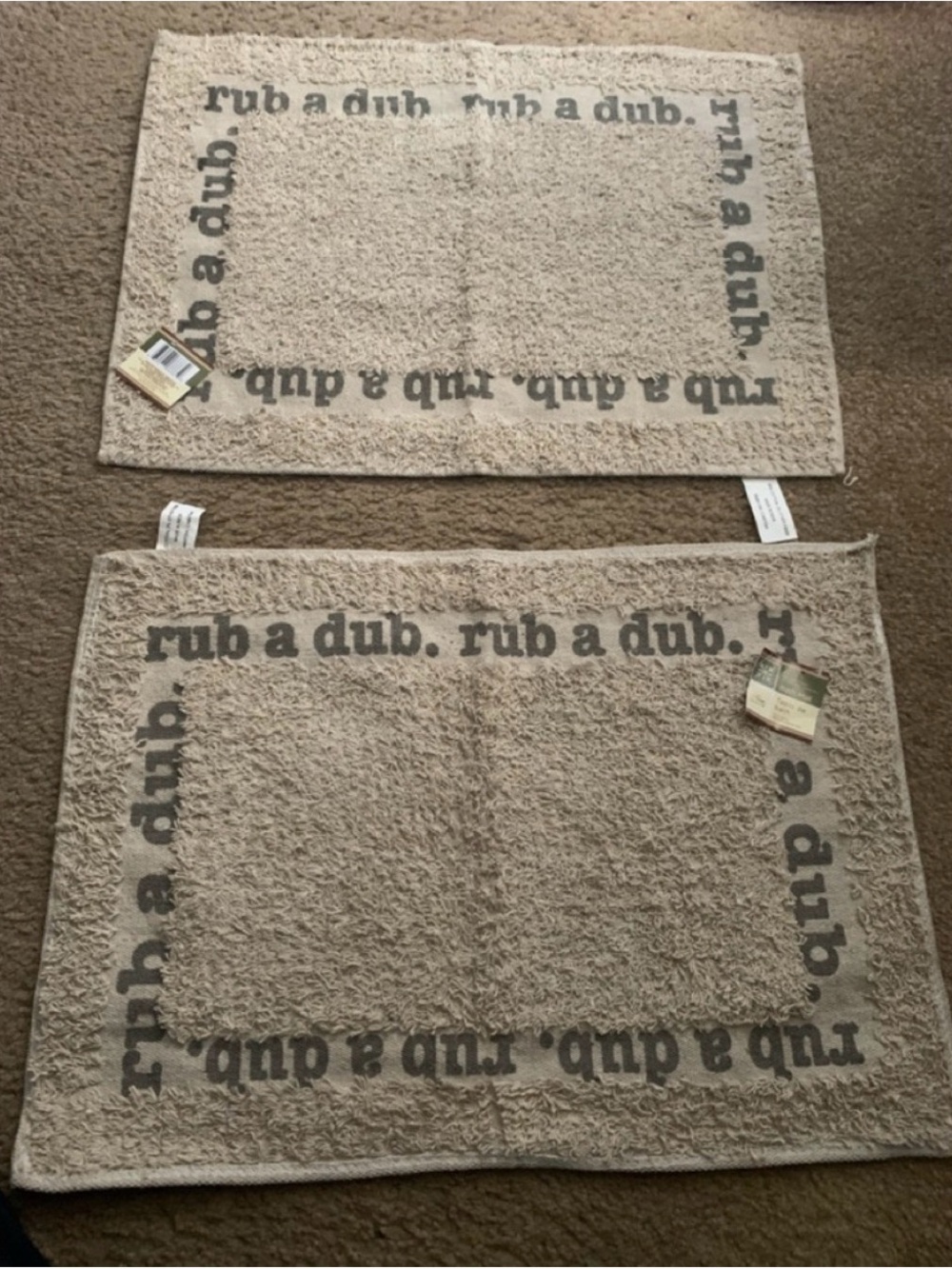 Home Collection Beige Bath Mat Set with 'rub a dub' Border